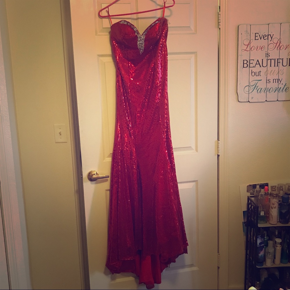 Super Cute Red Formal Dress